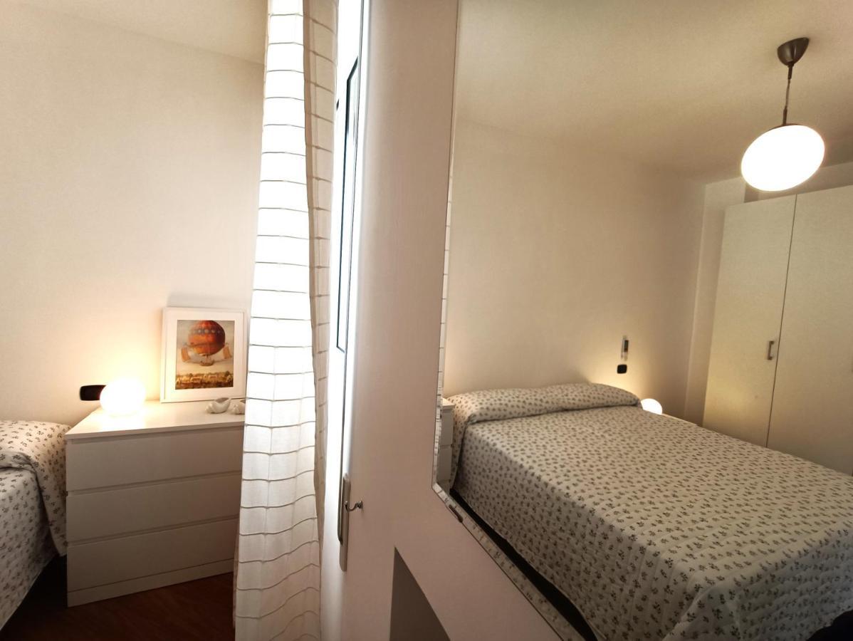 Good Vibes Apartment Бари Екстериор снимка